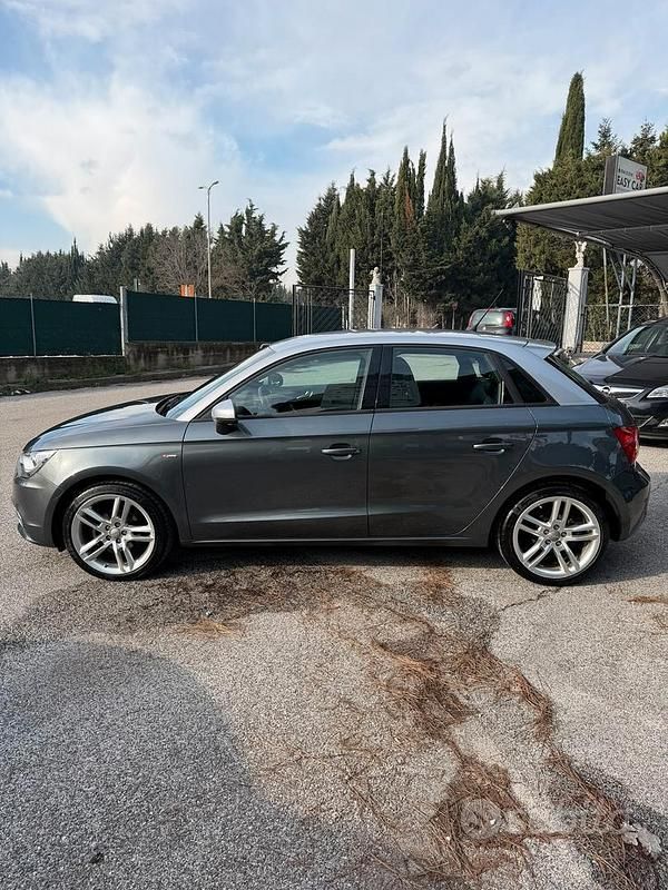 Usata Audi A1 S-Line 89 CV (65 kW) 2014 Grigio Berlina