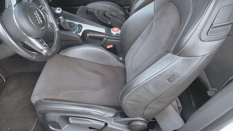 Usata Audi TTS Ambiente 272 CV (200 kW) 2012 Bianco Coupé