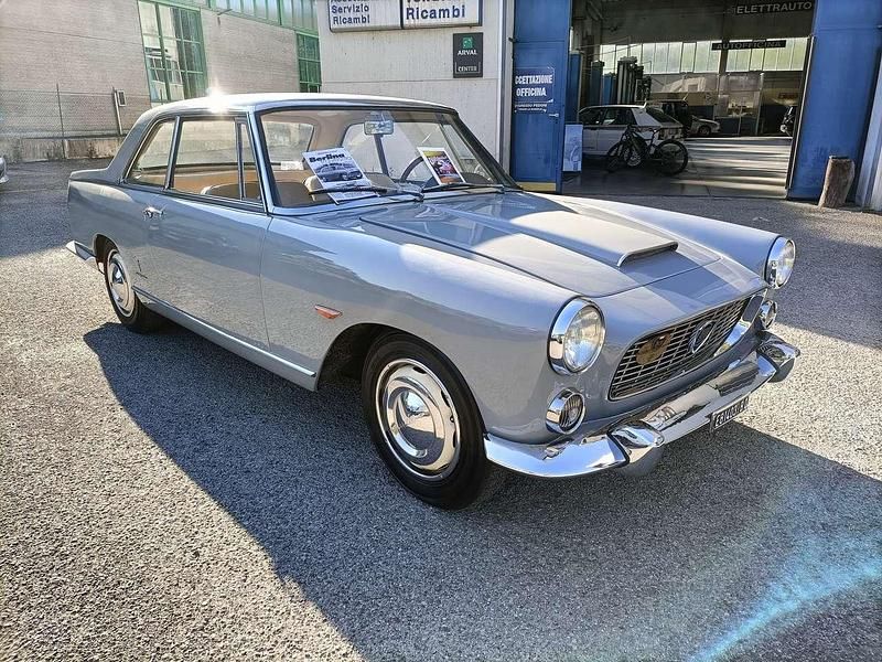 Usata Lancia Flaminia 125 CV (91 kW) 1962 Grigio Coupé