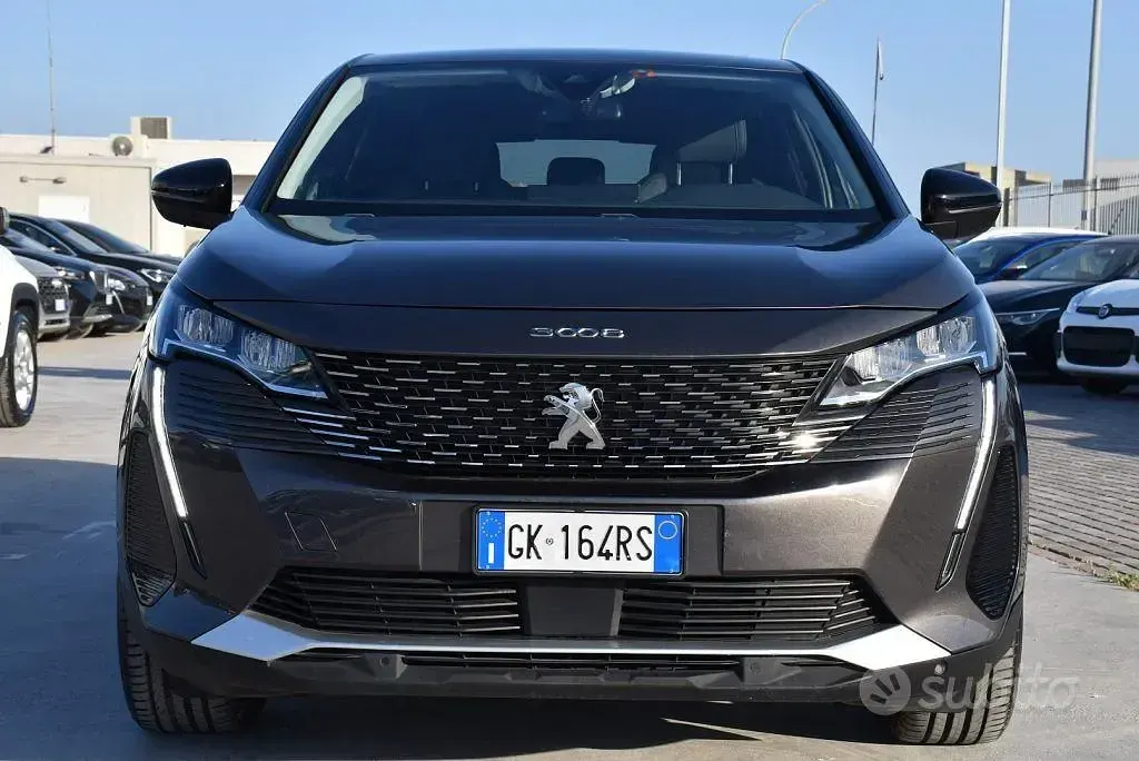 Usata Peugeot 3008 Allure 131 CV (96 kW) 2022 Grigio SUV
