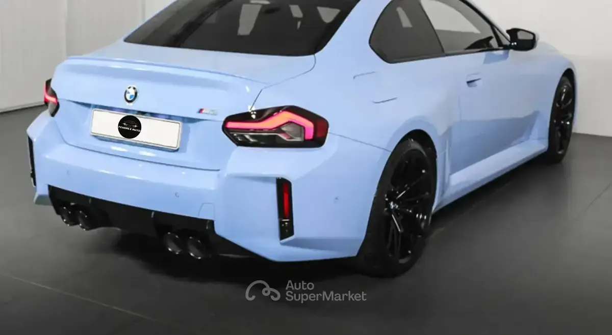 Begagnad BMW M2 461 HK (339 kW) 2024 Blå Sportkupé