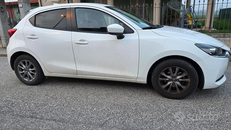 Usata Mazda 2 Evolve 75 CV (55 kW) 2023 Utilitaria