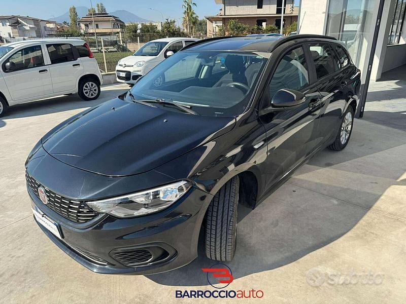 Usata Fiat Tipo Lounge 120 CV (88 kW) 2018 Blu Station wagon