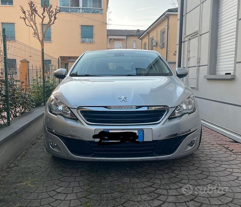 Usata Peugeot 308 SW 120 CV (88 kW) 2016 Grigio Station wagon