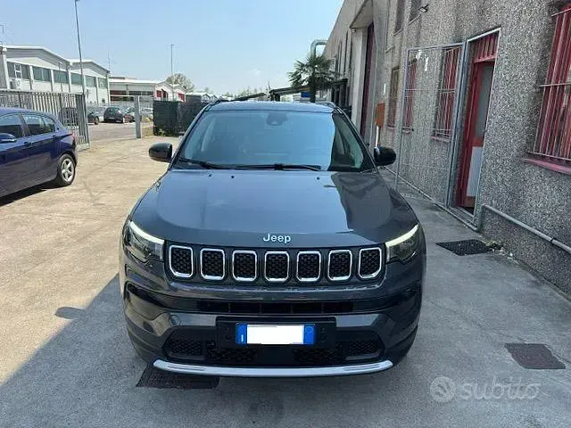 Usata Jeep Compass Limited 131 CV (96 kW) 2023 Grigio SUV