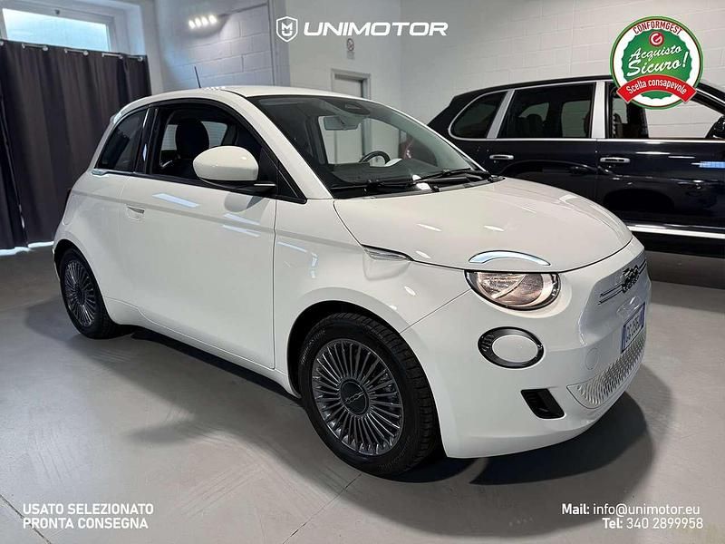 Ice white Usata 2021 Fiat 500e Comfort Due volumi | 13.950 € (Ottimo prezzo) - Immagine 1/4