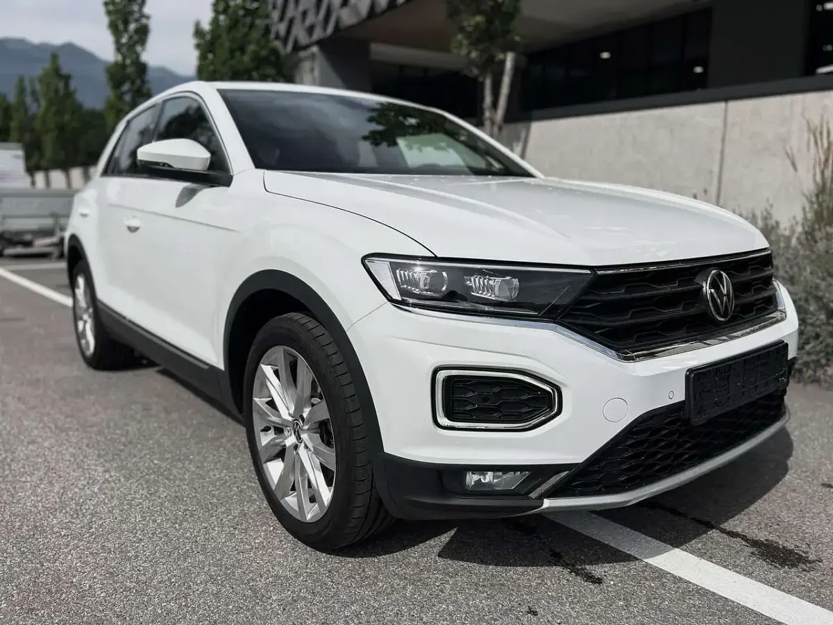 Usata VW T-Roc Sportline 190 CV (139 kW) 2022 Bianco SUV