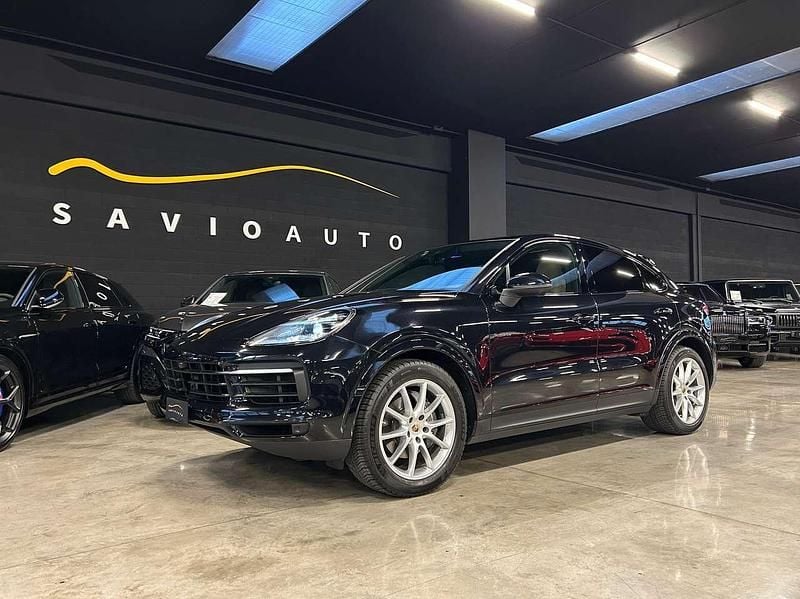 Usata Porsche Cayenne Coupe 340 CV (250 kW) 2019 Nero jet metallizzato Coupé