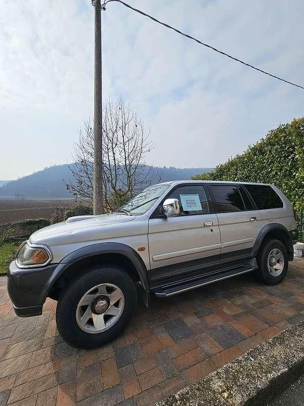 Usata Mitsubishi Pajero 116 CV (85 kW) 2002 Grigio SUV
