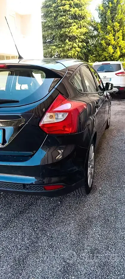 Usata Ford Focus 95 CV (69 kW) 2014 Berlina