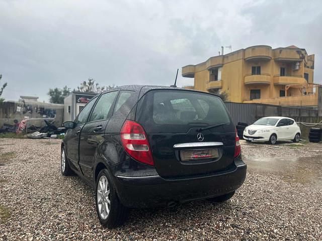 Usata Mercedes A180 Avantgarde 108 CV (79 kW) 2007 Nero Berlina