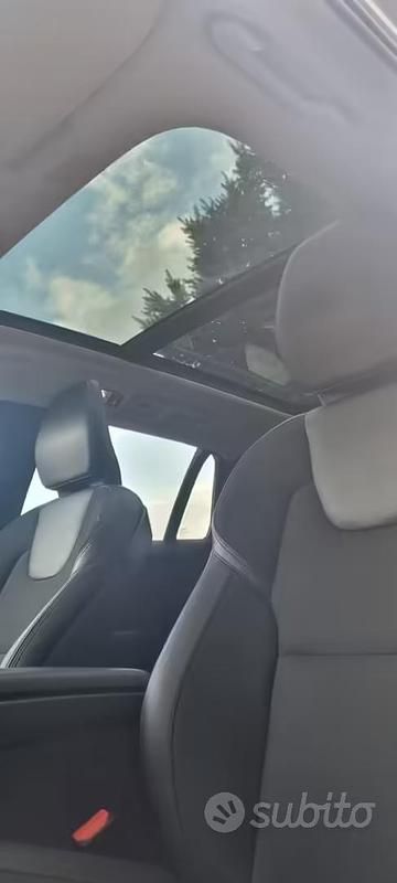 Usata Volvo V60 CC 190 CV (139 kW) 2019 Grigio Station wagon