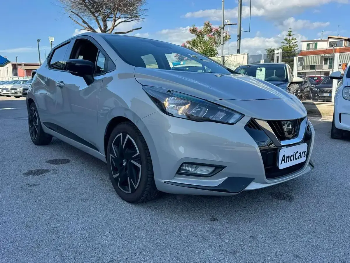 Usata Nissan Micra 90 CV (66 kW) 2021 Argento Utilitaria