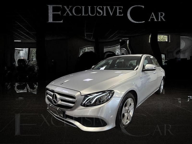 Usata Mercedes E220 Avantgarde 194 CV (142 kW) 2018 Grigio Berlina