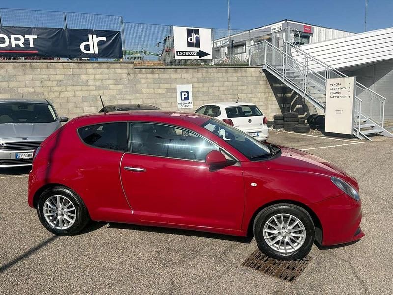 Usata Alfa Romeo MiTo 77 CV (56 kW) 2017 Rosso Utilitaria