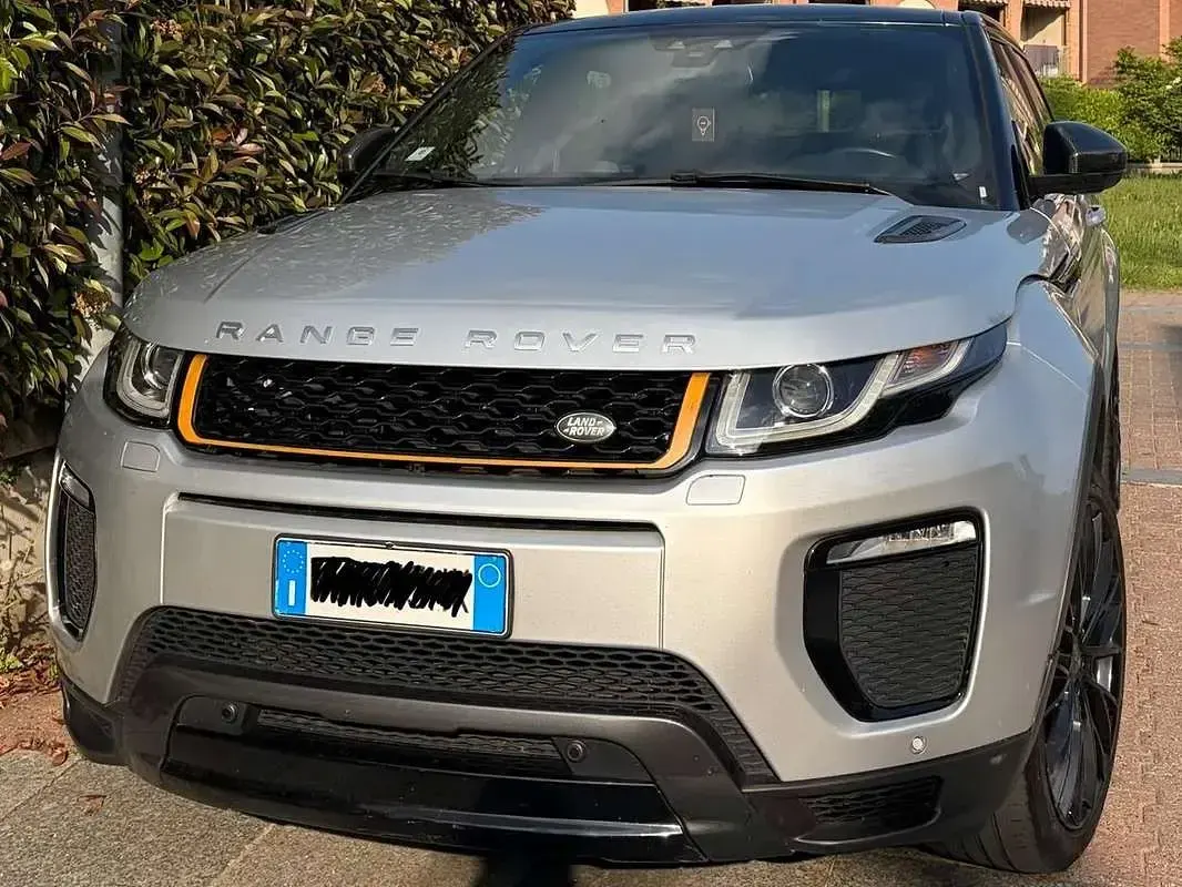 Usata Land Rover Range Rover evoque 150 CV (110 kW) 2017 Argento SUV