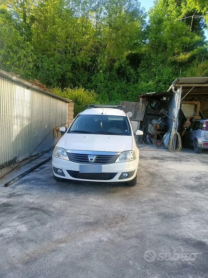 Usata Dacia Logan 88 CV (64 kW) 2011 Bianco Station wagon