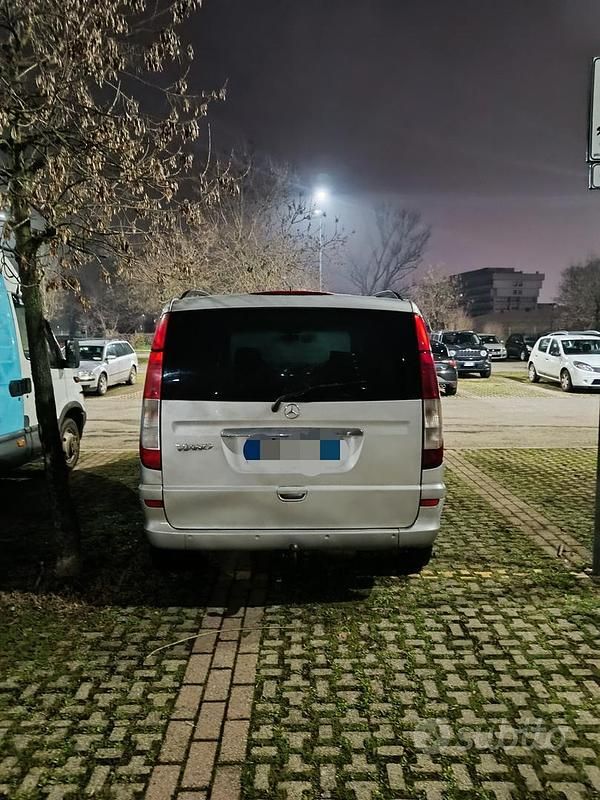 Usata Mercedes Viano 109 CV (80 kW) 2004 Grigio Monovolume