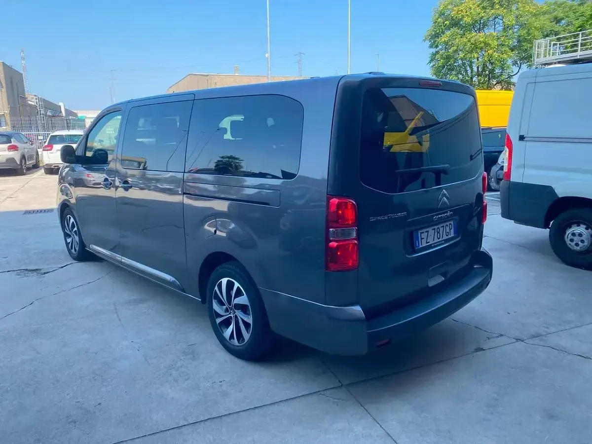 Usata Citroën Spacetourer 177 CV (130 kW) 2020 Grigio scuro Monovolume