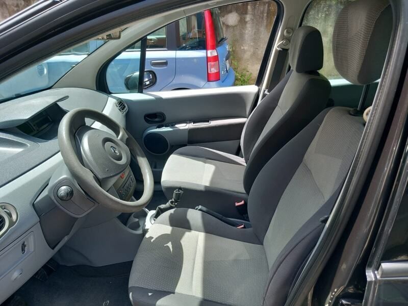 Usata Renault Modus 75 CV (55 kW) 2007 Nero Monovolume