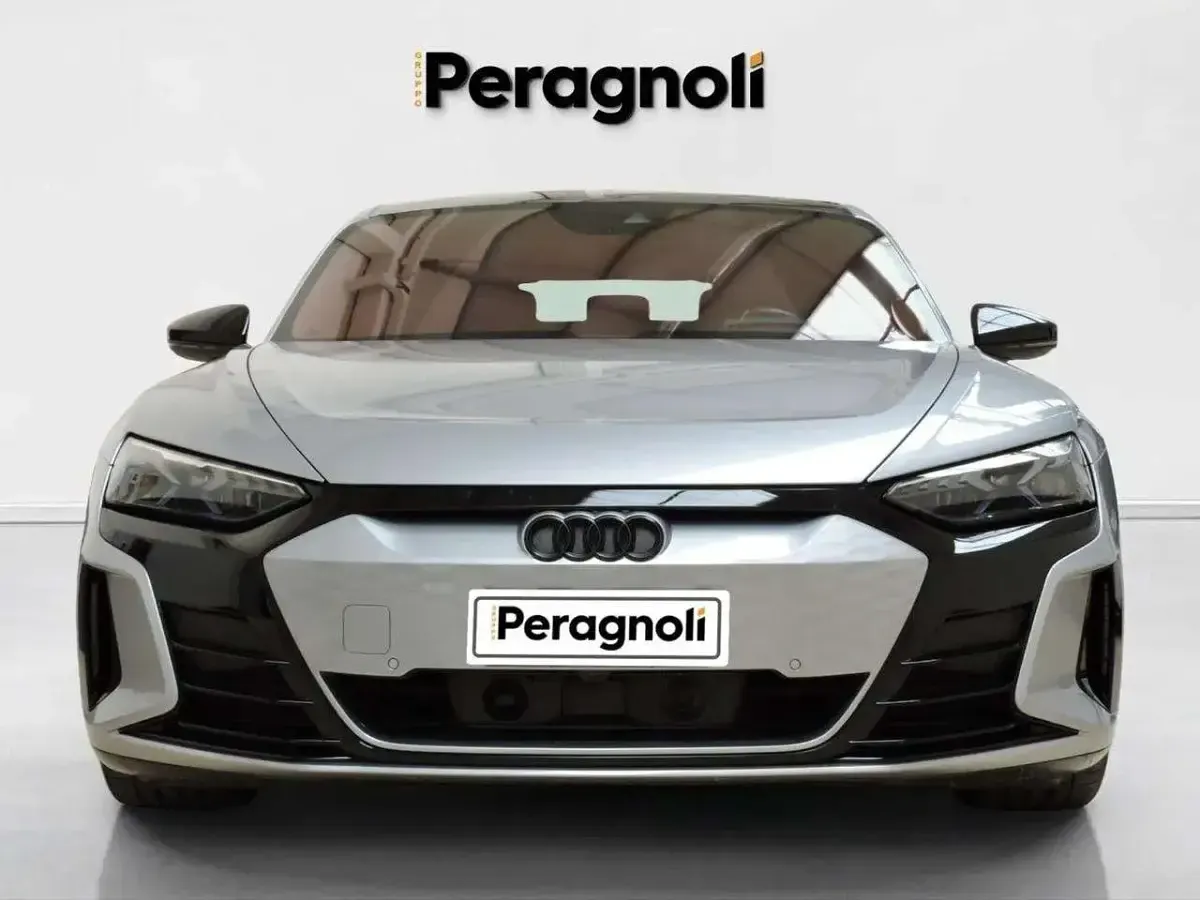 Usata Audi e-tron GT quattro Ambiente 139 kW (190 CV) 2022 Argento Berlina