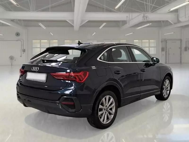 Usata Audi Q3 Sportback Business Plus 149 CV (109 kW) 2020 Blu SUV