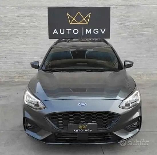 Usata Ford Focus ST-Line 125 CV (91 kW) 2021 Grigio Station wagon