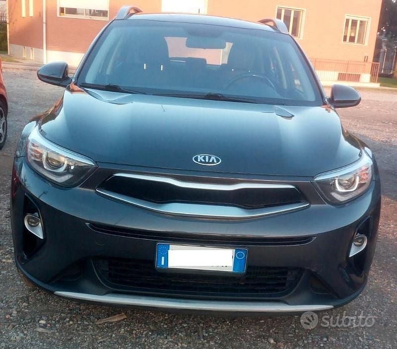 Nero Usata 2019 Kia Stonic SUV | 10.800 € (Molto cara) - Immagine 1/4