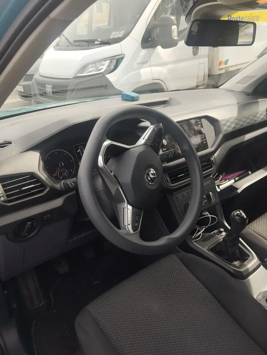 Usata VW T-Cross 95 CV (69 kW) 2019 Verde SUV