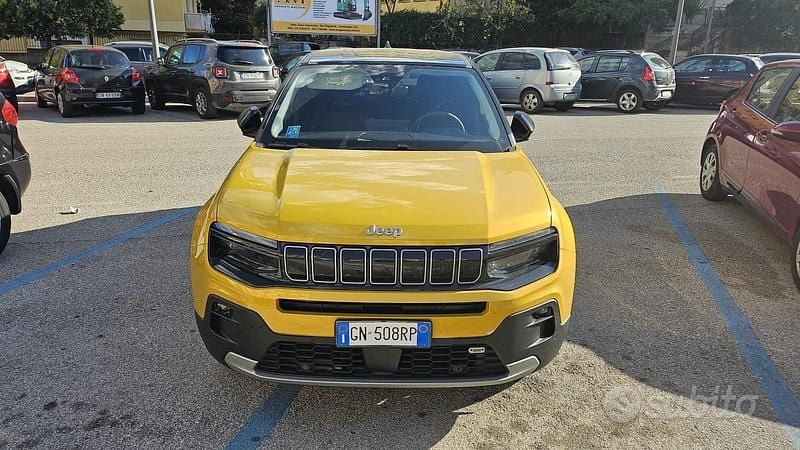 Oro Usata 2023 Jeep Avenger SUV | 18.900 € (Super prezzo) - Immagine 1/4