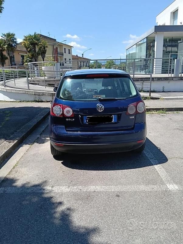 Usata VW Golf IV 2005 Blu Berlina