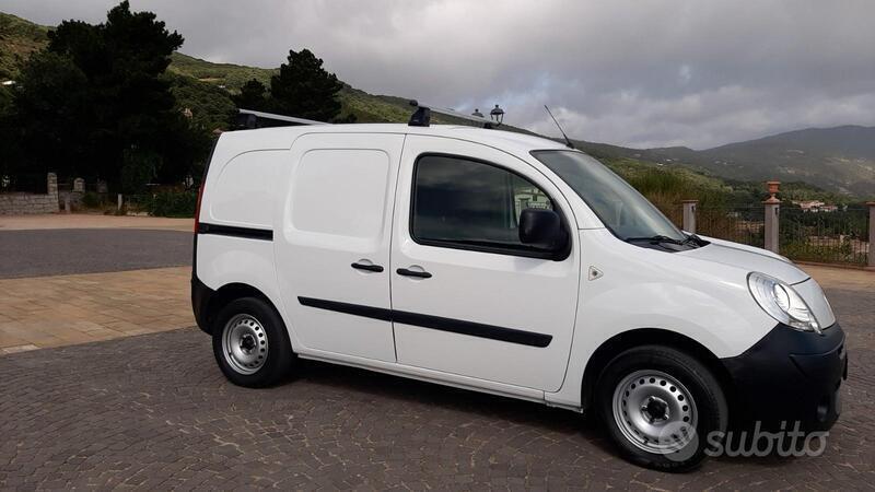 Usato 2010 Renault Kangoo 1.5 Diesel 90 CV (5.900 €)