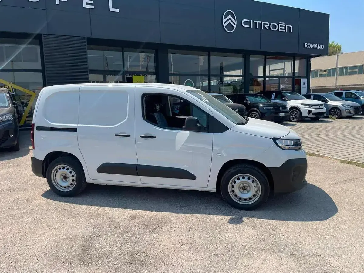 Nuova Peugeot Partner 102 CV (75 kW) 2026 Bianco Monovolume