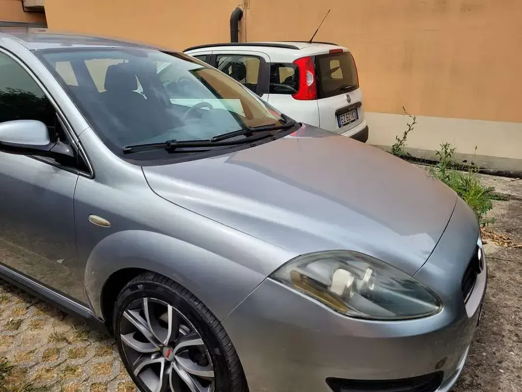 Usata Fiat Croma Emotion 150 CV (110 kW) 2008 Grigio Station wagon