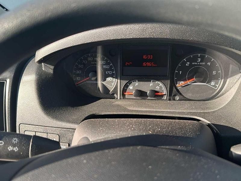 Usata Citroën Jumper Business Class 140 CV (102 kW) 2024 Bianco Monovolume