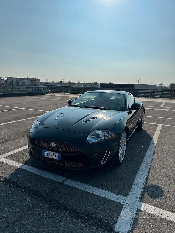 Usata Jaguar XKR R 510 CV (375 kW) 2009 Verde Coupé
