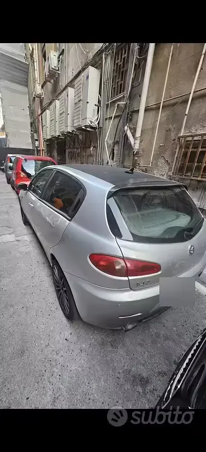 Usata Alfa Romeo 147 116 CV (85 kW) 2005 Utilitaria