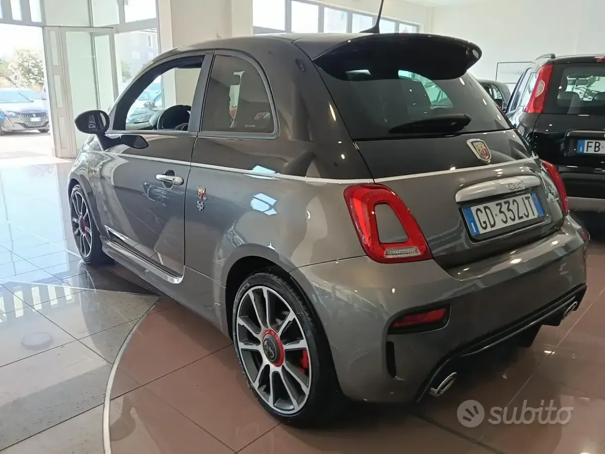 Usata Abarth 595 Turismo 165 CV (121 kW) 2021 Grigio Berlina