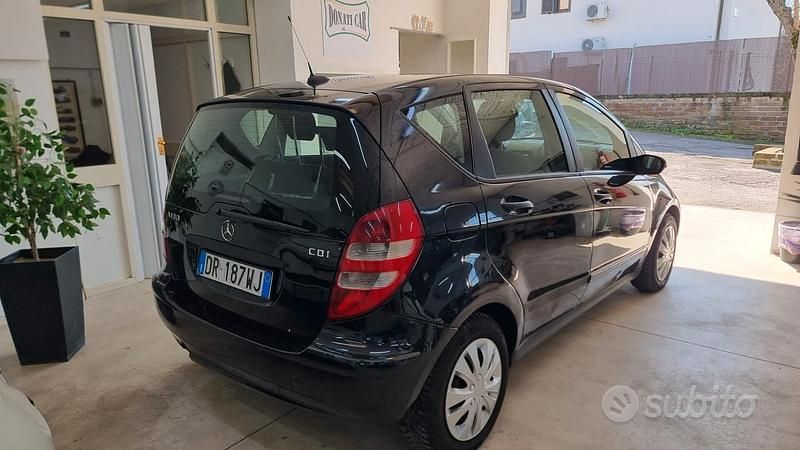 Usata Mercedes A180 Avantgarde 109 CV (80 kW) 2008 Nero Berlina