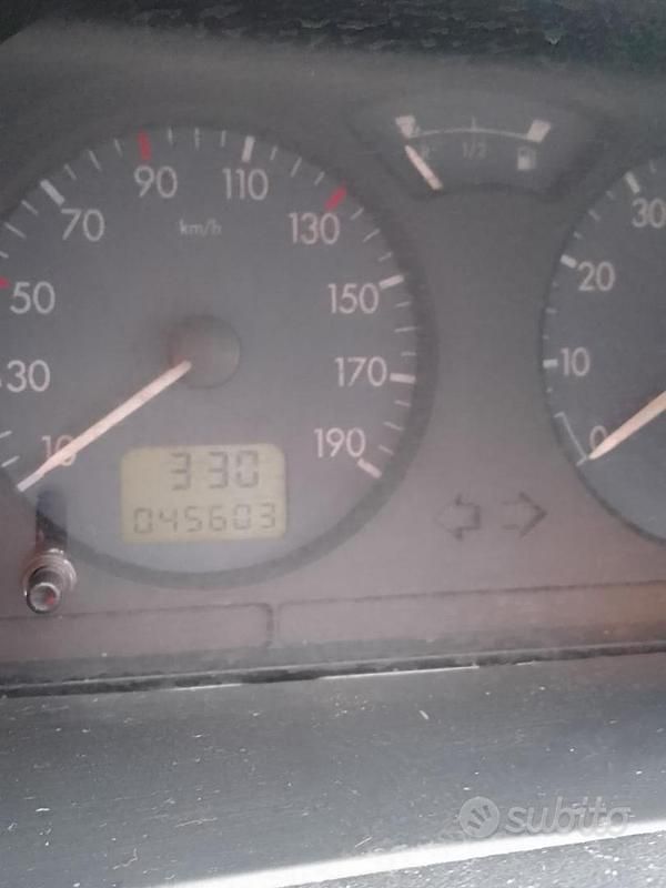 Usata Citroën Saxo 50 CV (36 kW) 2000 Utilitaria
