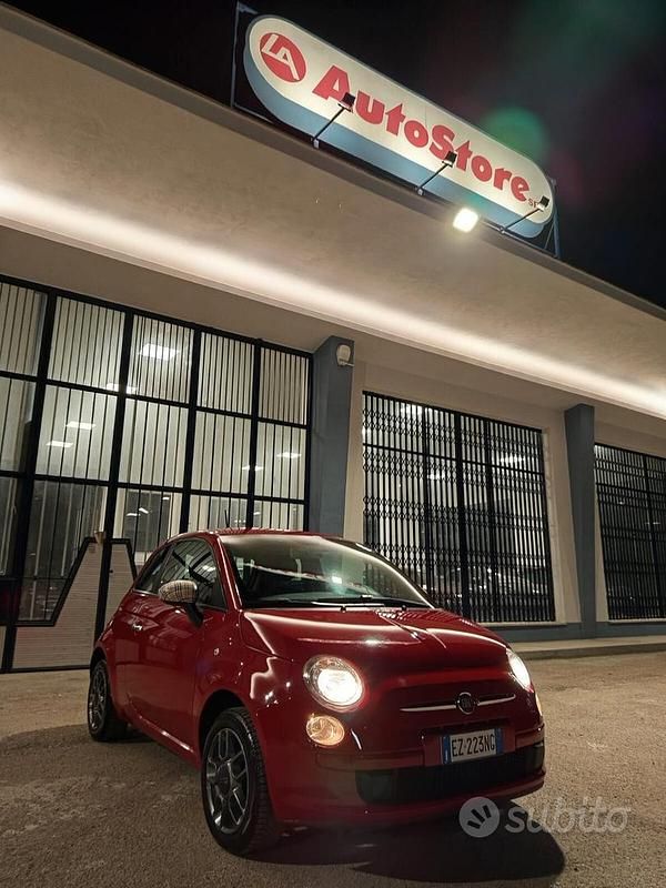 Usata Fiat 500 Lounge 69 CV (50 kW) 2015 Rosso Utilitaria