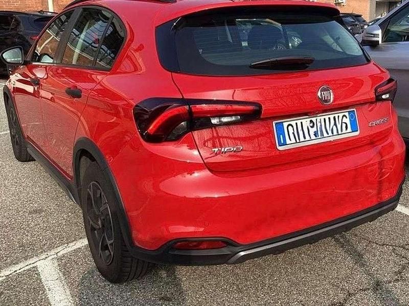 Usata Fiat Tipo Cross 95 CV (69 kW) 2022 Rosso Berlina