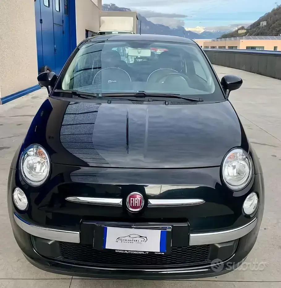 Gebraucht Fiat 500 Lounge 69 PS (50 kW) 2014 Schwarz Kleinwagen