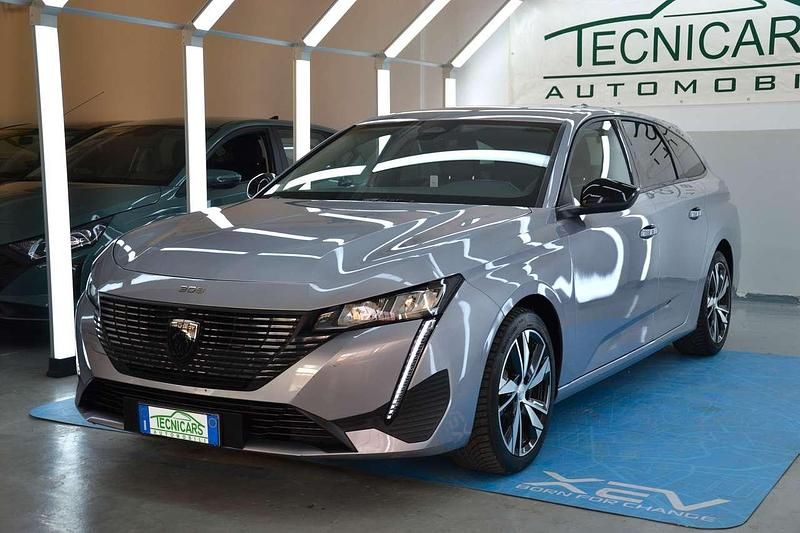 Usata Peugeot 308 Allure 131 CV (96 kW) 2022 Argento Station wagon