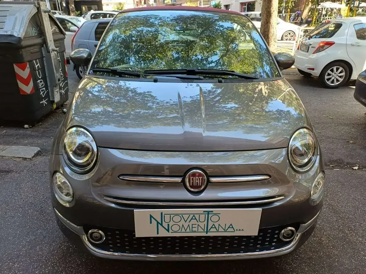 Usata Fiat 500C Dolcevita 69 CV (50 kW) 2024 Grigio scuro Cabrio