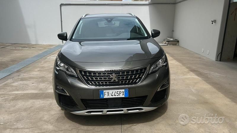 Usata Peugeot 3008 Allure 130 CV (95 kW) 2019 Grigio SUV