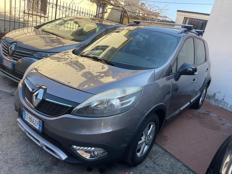 Usata Renault Scénic III XMOD 110 CV (80 kW) 2014 Grigio Monovolume