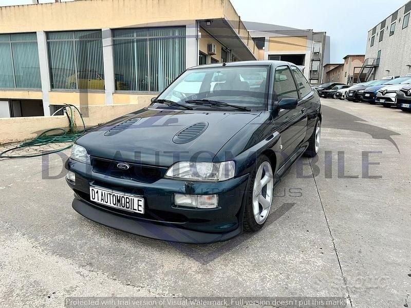 Usata Ford Escort RS 220 CV (161 kW) 1996 Blu Coupé