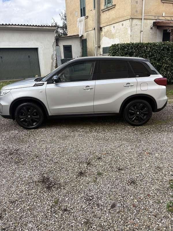 Usata Suzuki Vitara 111 CV (81 kW) 2020 SUV