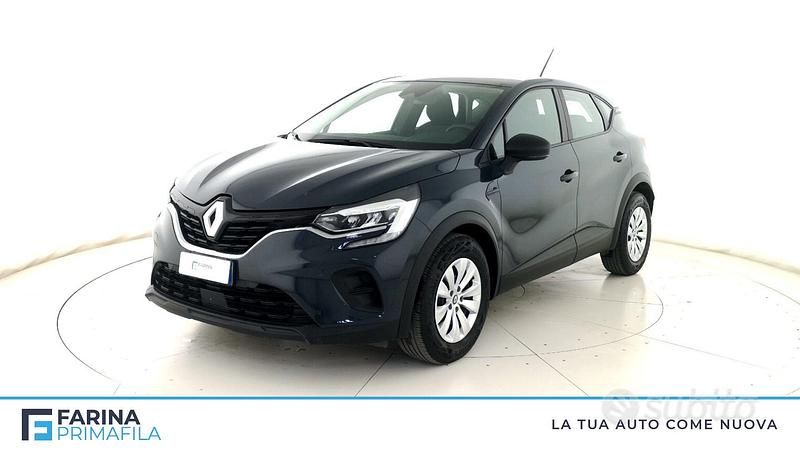 Usata Renault Captur Life 101 CV (74 kW) 2020 Blu marine SUV